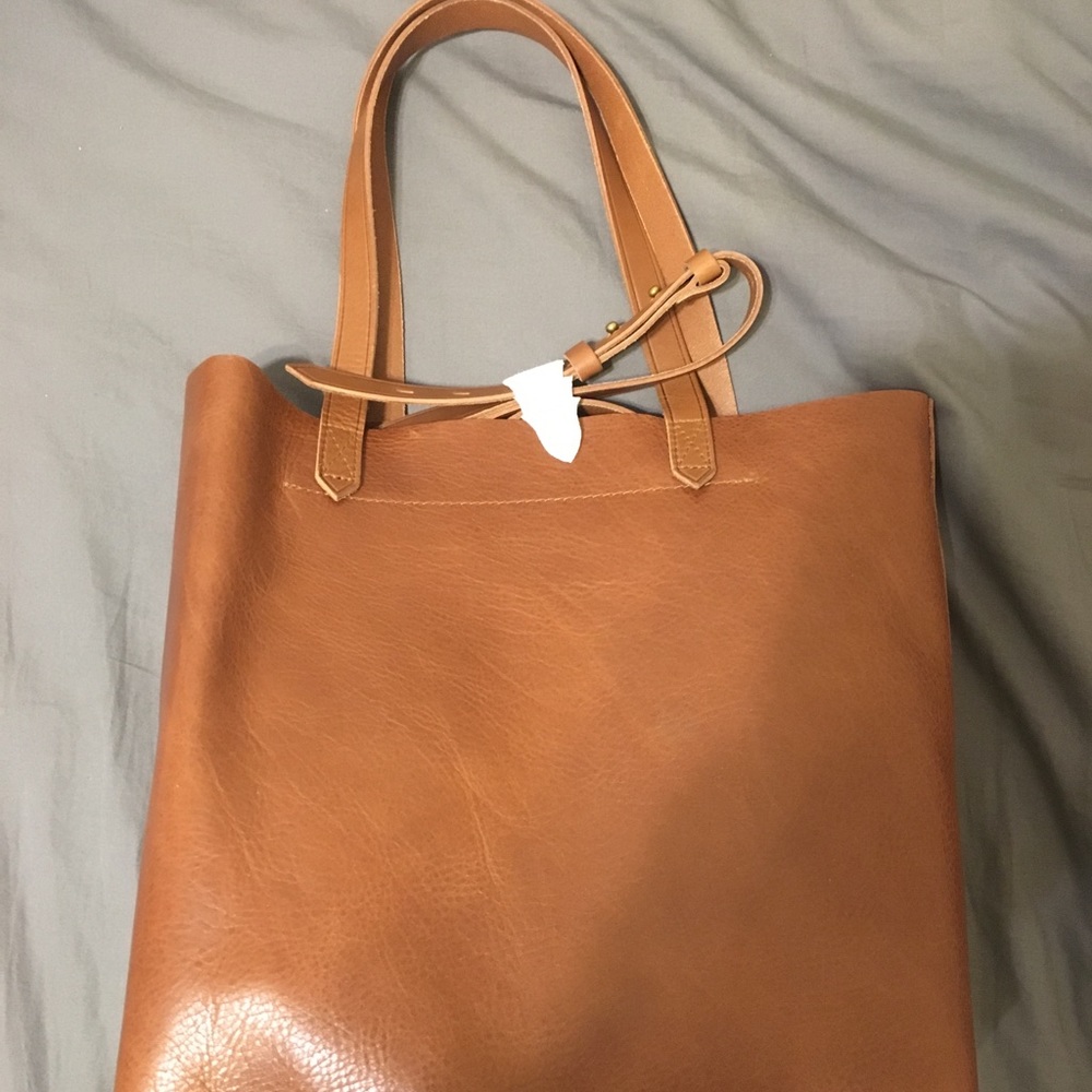 Brand new Madewell Medium Transport Tote - Picture 3 of 6
